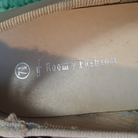 Room of Fashion slip on shoes size 7.5 - Picture 6 of 6